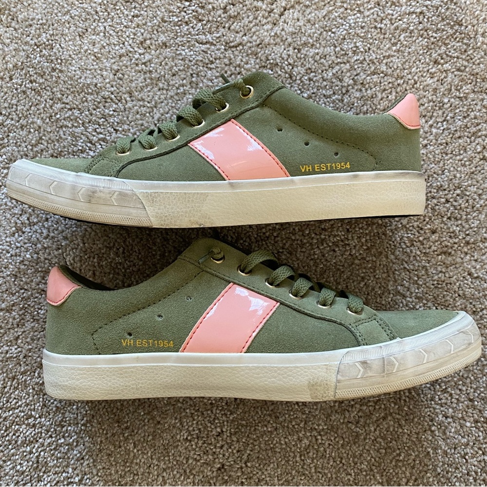 Steve Madden Women’s Sneakers worn ONCE indoors
